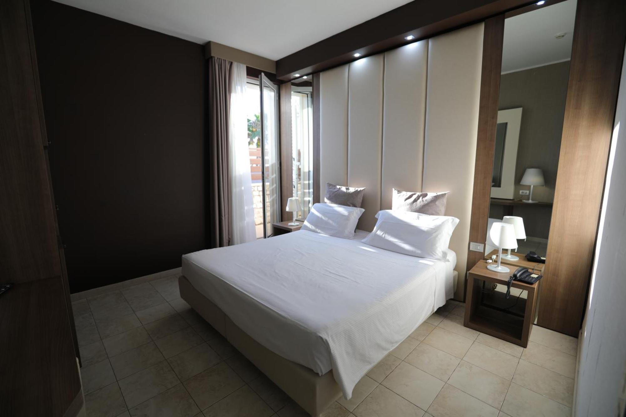 Hotel Lafayette Giovinazzo Eksteriør bilde